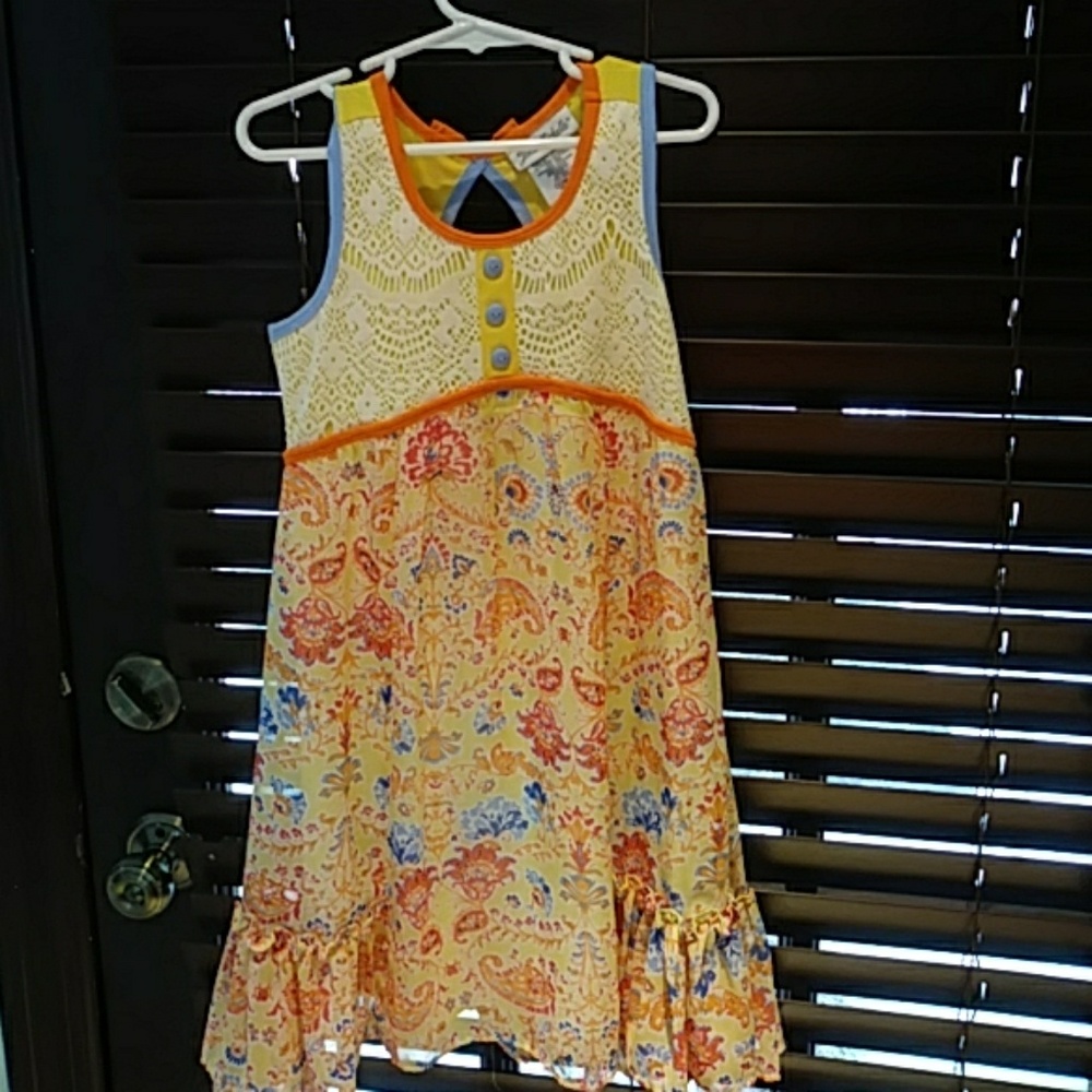 Girls dress